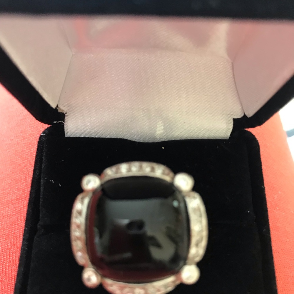 Beautiful Silver Ring - image 5